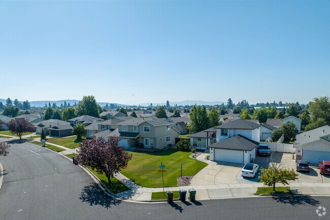 The Nevada Lidgerwood neighborhood is close to downtown Spokane.