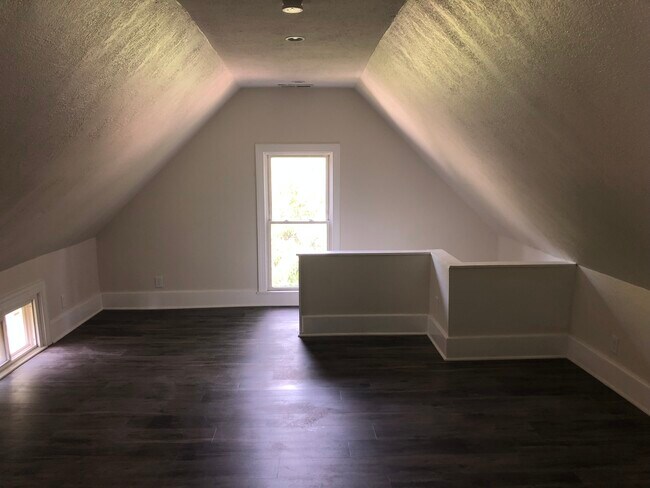 610 S Washington St unit 1 Downstairs, Kokomo, IN 46901 - photo 6