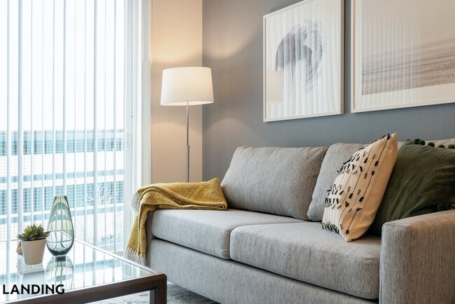 9166 Meadows Ln unit 6-206, Memphis, TN 38118 - photo 2