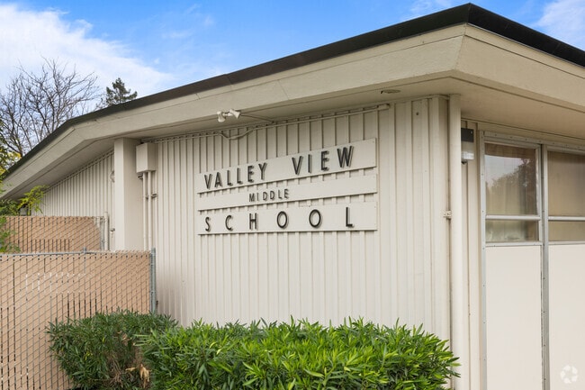Valley View Middle School, nurturing young minds towards excellence.