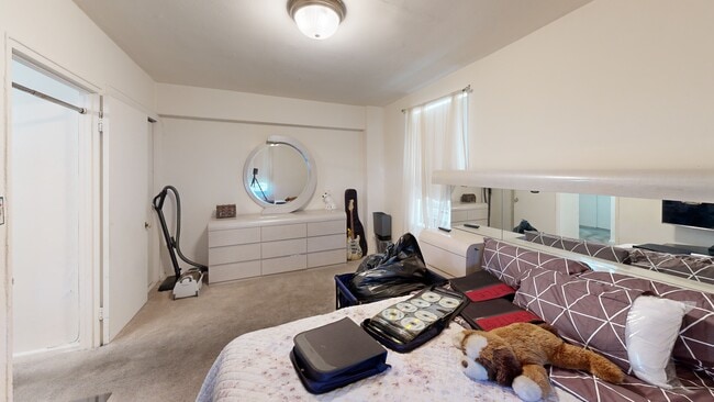 Windsor Park unit 1-L, Oakland Gardens, NY 11364 - photo 2