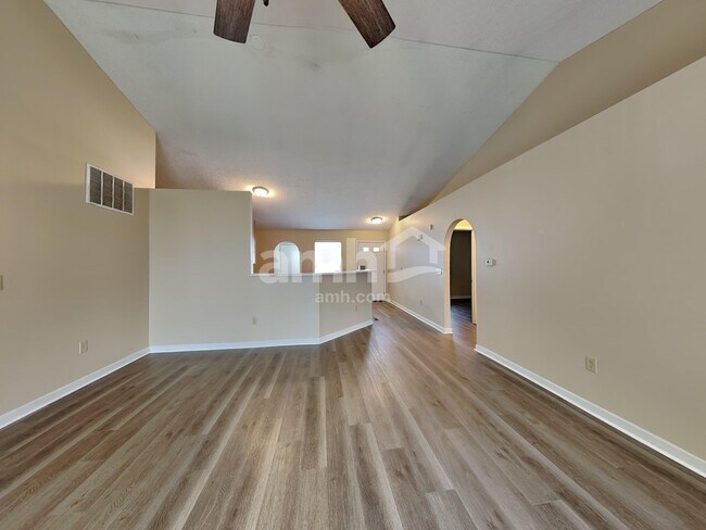 5691 Levi Kramer Blvd, Canal Winchester, OH 43110 - photo 5