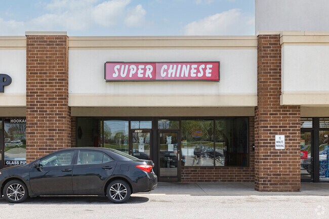 Super Chinese on West Taft street is the go to hot spot for lunch in Lottaville.