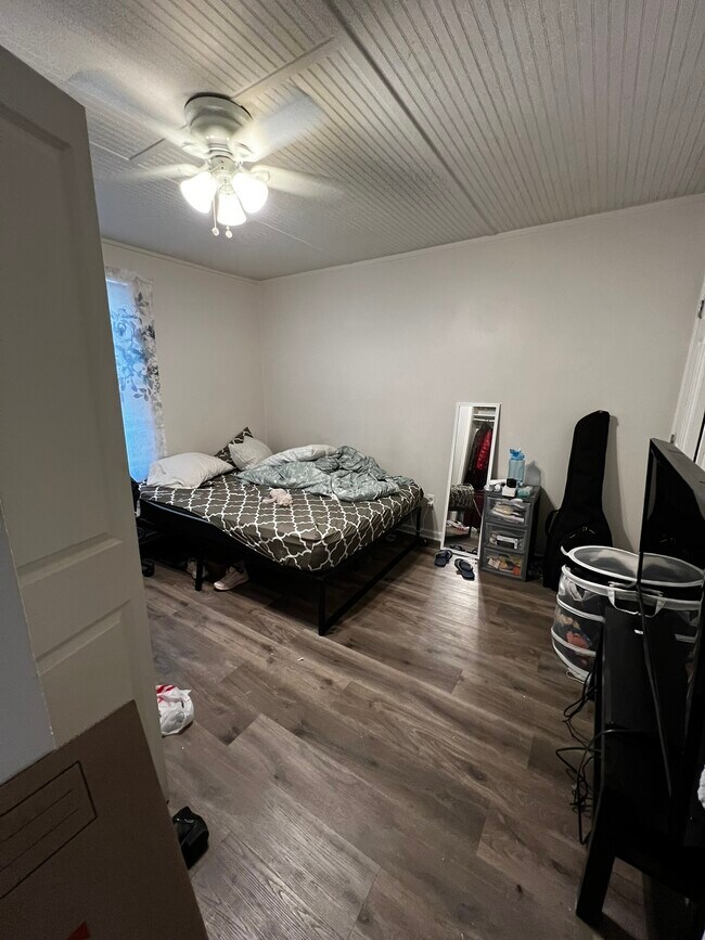 1051 Curran St NW, Atlanta, GA 30318 - photo 4