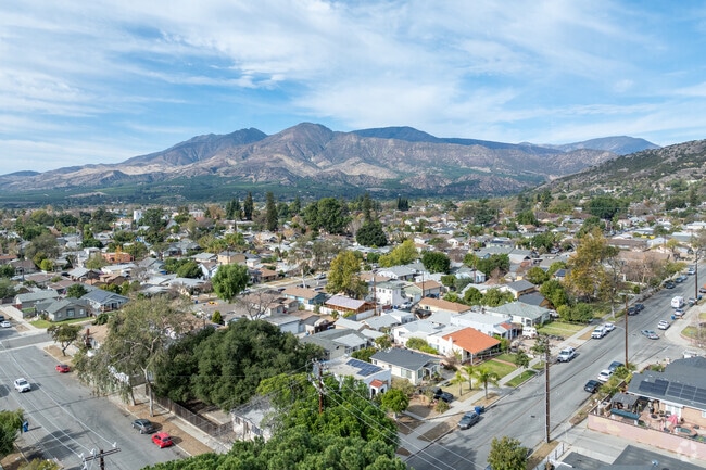 Fillmore sits quietly beneath the Topa Topa Mountains.