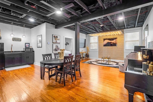 156 Camellia St unit ID1266988P, Biloxi, MS 39531 - photo 2