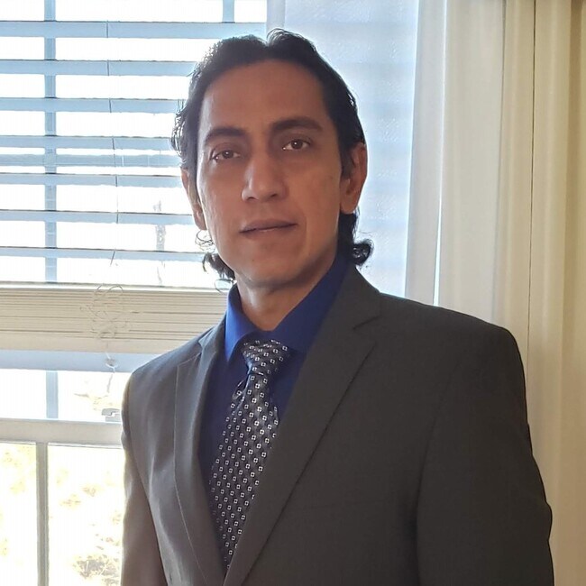 Agent Photo