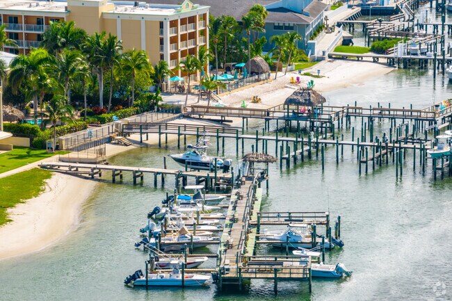 Many of the South Beach marinas can be found on the Jetty or Intracoastal side.