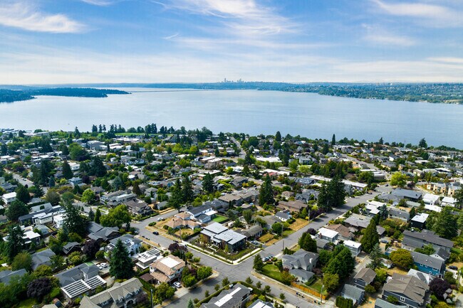 Your Norkirk dream home awaits you in this picturesque setting.