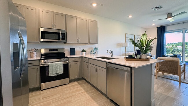 1411 Miraflores Trail NW, Palm Bay, FL 32907 - photo 3