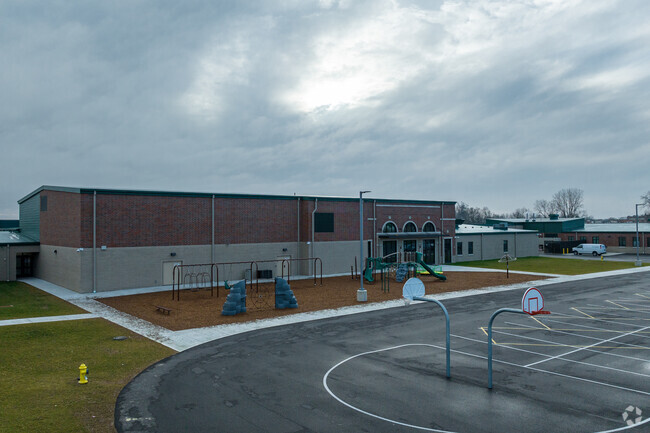 Bethel Elementary School has a student to teacher ratio of 21 to 1.