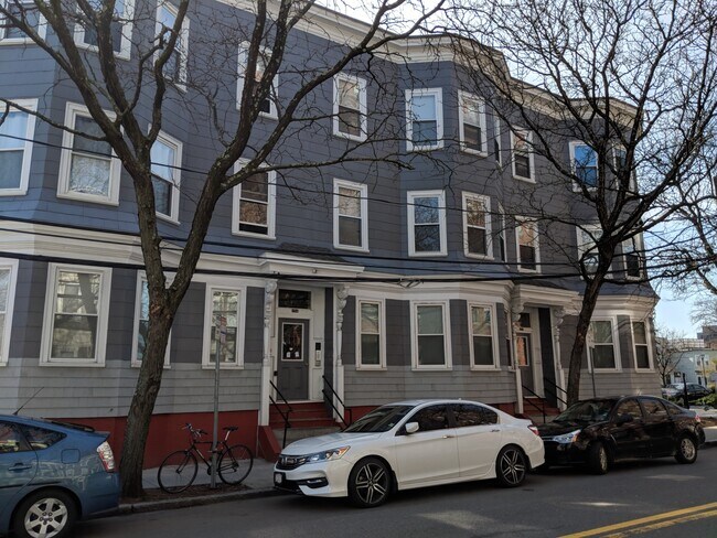 254 Windsor St, Cambridge, MA 02139 - photo 6