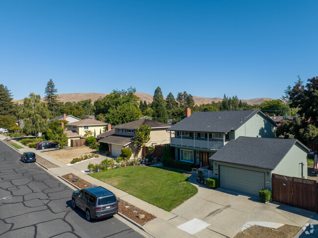 Two-story homes are common in the Crestwood neighborhood.