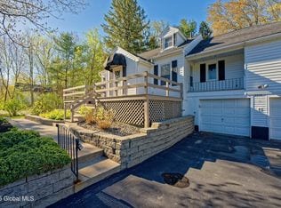 2550 Troy-Schenectady Rd Unit Left, Niskayuna, NY 12309