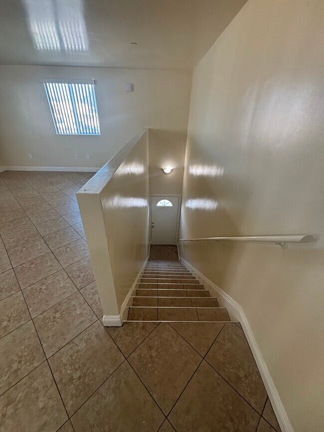 9031 Avalon Blvd, Los Angeles, CA 90003 - photo 4
