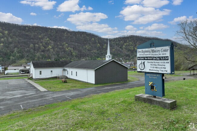 The New Beginning Ministry Center offers fellowship, Bible study's and youth programs.