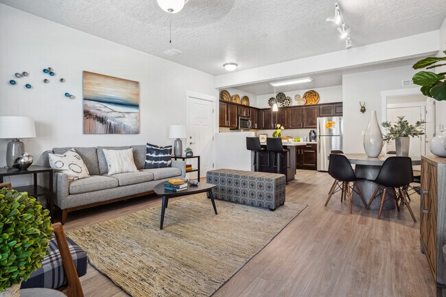 2 bedroom 2 bath living area