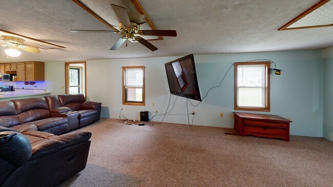 1802 Delphi Ave, Frankfort, IN 46041 - photo 2
