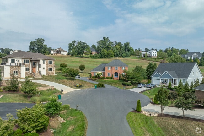 Quiet cul-de-sac streets are found throughout the Crossroads Farm community.