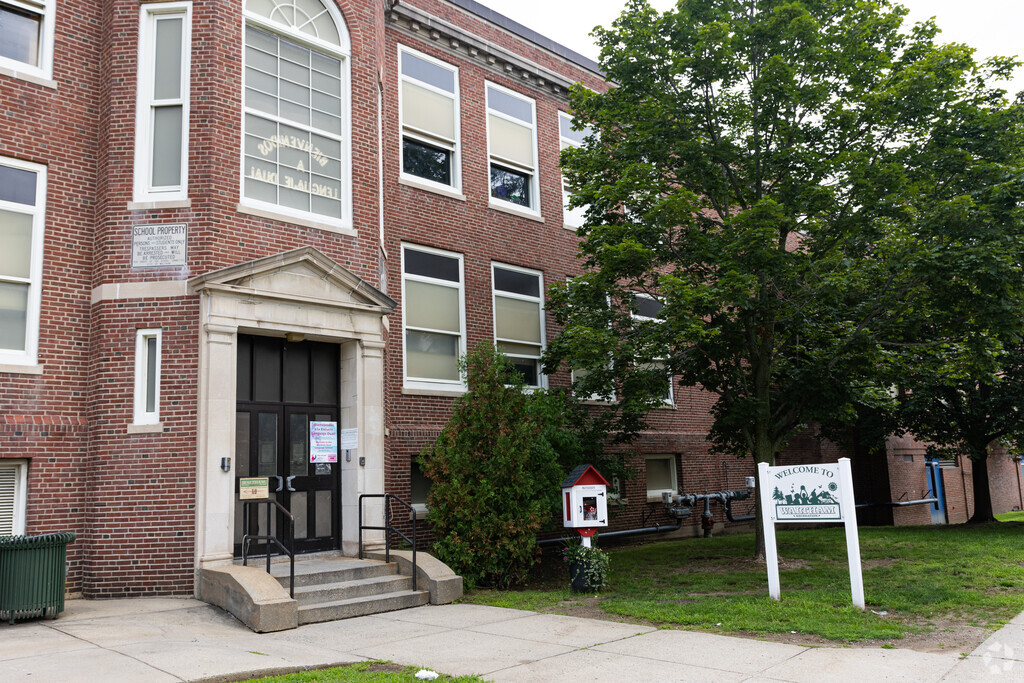 Waltham Public Schools Dual Language Program