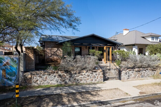 Sidewalks line the fronts of homes in Iron Horse.