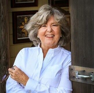 Lynne DeBeer