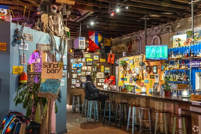 Cocktails are available at bars, such as Sandbar with its very special atmosphere.