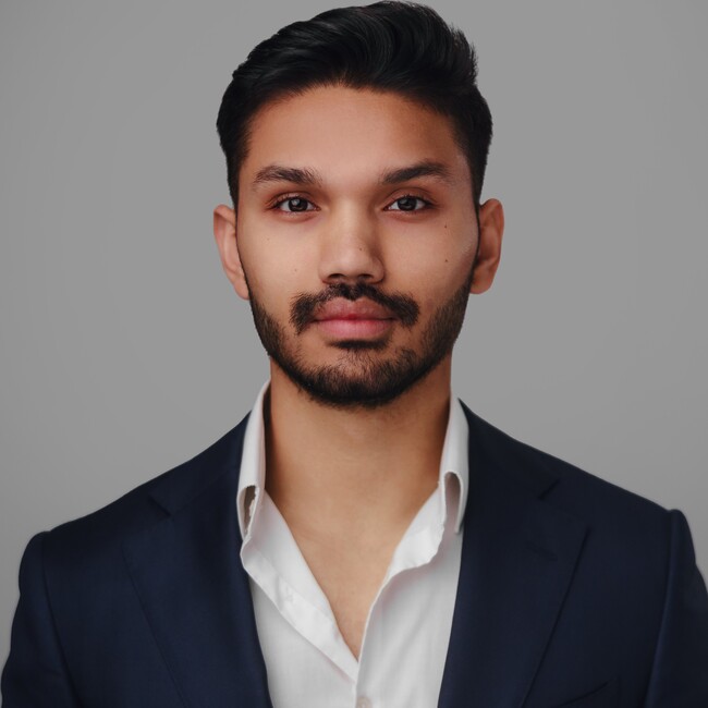 Agent Photo