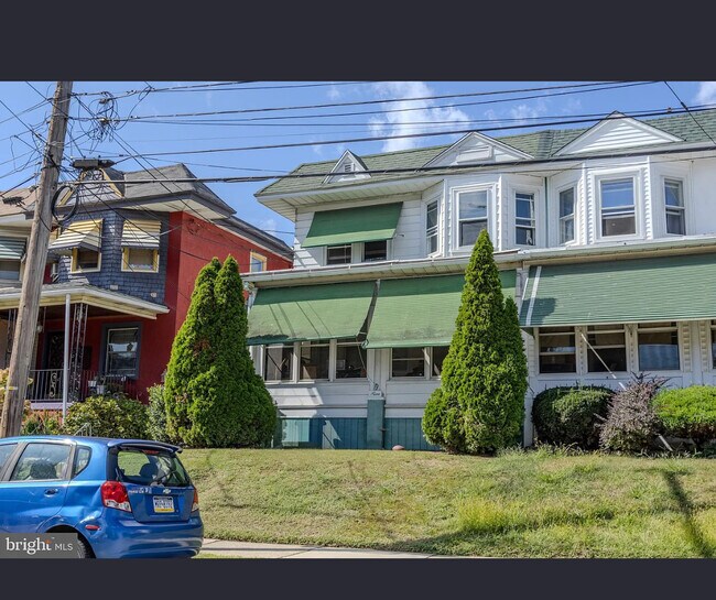 9 Harrison Ave unit Second floor, Clifton Heights, PA 19018 - photo 7