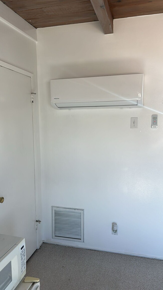 17739 Welby Way, Reseda, CA 91335 - photo 7