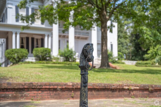 History is sprinkled throughout the Garden District neighborhood.