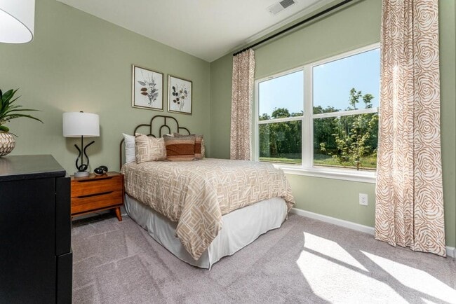 138 Fair Oak Ln, Calhoun, GA 30701 - photo 2