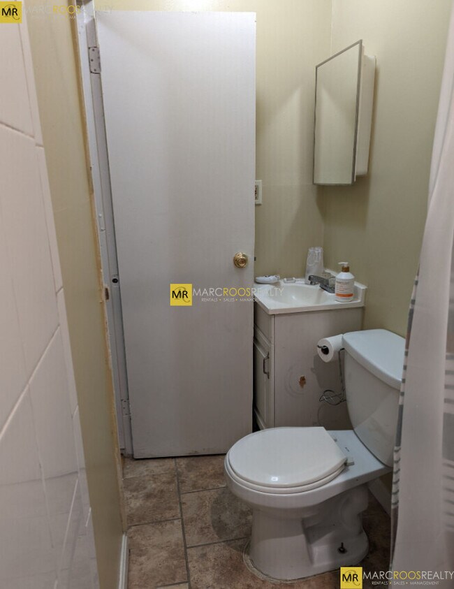 149 Meridian St unit 4, Boston, MA 02128 - photo 7