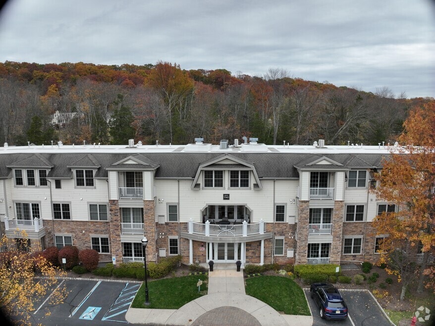 266 Victoria Dr unit B2, Bridgewater, NJ 08807 - photo 2