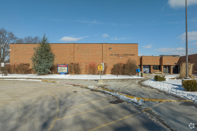 Dekyser Elementary School front drop off.
