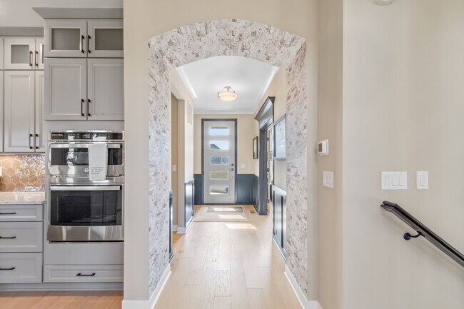 7242 Otley Dr unit 36659722, West Chester, OH 45069 - photo 5