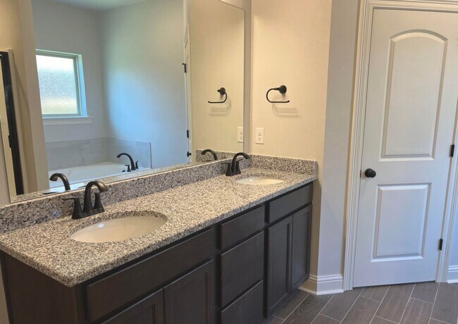 2803 San Antone Ct, Crestview, FL 32539 - photo 6