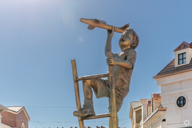 It is easy to find unique statues and sculptures around Hillsborough.