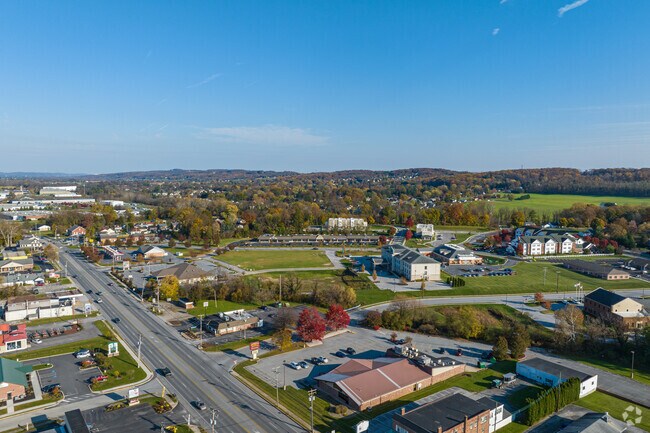 Stonybrook-Wilshire is a small suburban community on the outskirts of York, PA.
