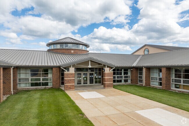 Students at Avon Grove Intermediate School in New London Township learn in grades 3–6.