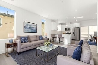 1032-1038 N Oxford Ave, Los Angeles, CA 90029