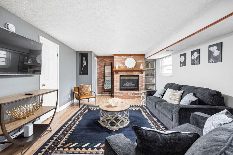 620 Southridge Ct unit ID1303752P, Westfield, IN 46074 - photo 1