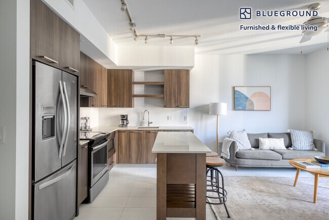 86 SW 8th St unit FL29-ID91, Miami, FL 33130 - photo 4