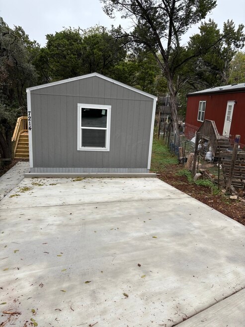 7214 Comstock Cove, Lago Vista, TX 78645 - photo 1