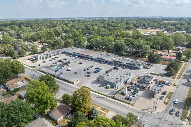 The Meadowlane Shopping Center provides place in the neighborhood to get goods.