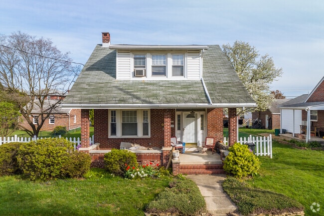 Craftsman is a common style of home found in Kenhorst.