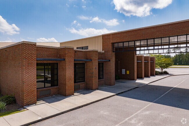 Blandford Elementary School is a public school located in Rincon, Georgia.