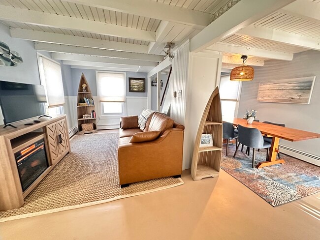 24 Myrtle Ln, South Portland, ME 04106 - photo 2