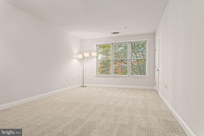 Grande at Riverview unit The Grande, Conshohocken, PA 19428 - photo 2