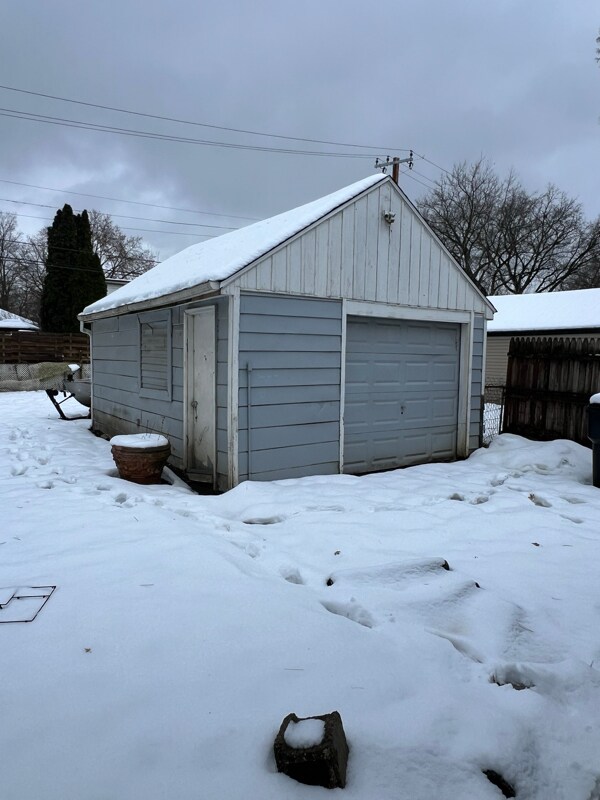 18712 Brady, Redford, MI 48240 - photo 3